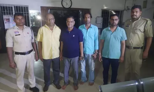 सरकारी नौकरी के नाम पर करोड़ों की धोखाधड़ी, 4 आरोपी गिरफ्तार सरकारी नौकरी के नाम पर करोड़ों की धोखाधड़ी, 4 आरोपी गिरफ्तार