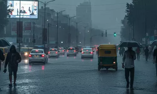 Heavy rain: दिल्ली में भारी बारिश की आशंका Heavy rain: दिल्ली में भारी बारिश की आशंका