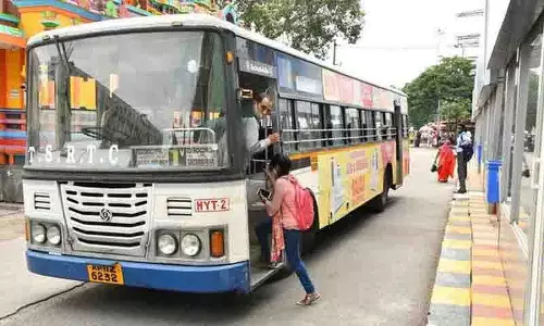 हैदराबाद में RTC बस का किराया बढ़ा, यात्रियों को देना होगा अधिक किराया हैदराबाद में RTC बस का किराया बढ़ा, यात्रियों को देना होगा अधिक किराया