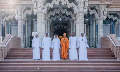 अंतर-धार्मिक सौहार्द को बढ़ावा: डीसीडी अध्यक्ष डॉ. अल खैली ने बीएपीएस मंदिर का किया दौरा