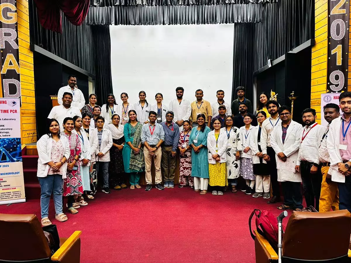 MGM मेडिकल कॉलेज में पीसीआर कार्यशाला का आयोजन MGM मेडिकल कॉलेज में पीसीआर कार्यशाला का आयोजन