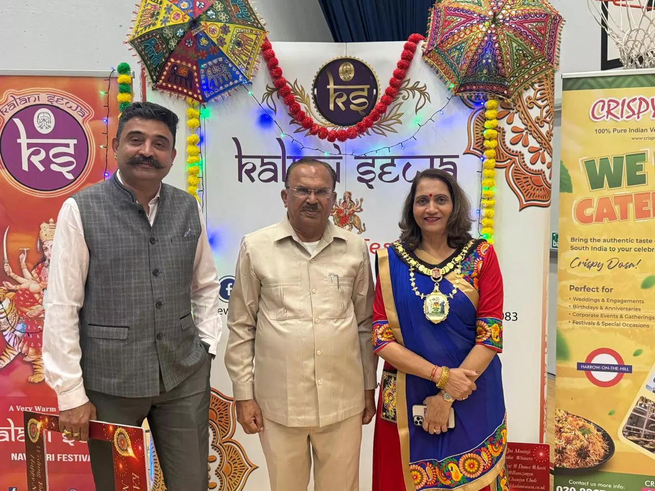 Jaipur: देवनानी ने लंदन में नवरात्रि समारोह में की शिरकत Jaipur: देवनानी ने लंदन में नवरात्रि समारोह में की शिरकत