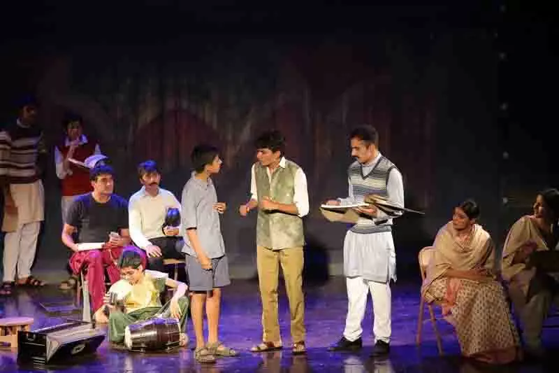 Himachal: सनावर स्कूल में 178वां स्थापना दिवस समारोह जारी Himachal: सनावर स्कूल में 178वां स्थापना दिवस समारोह जारी