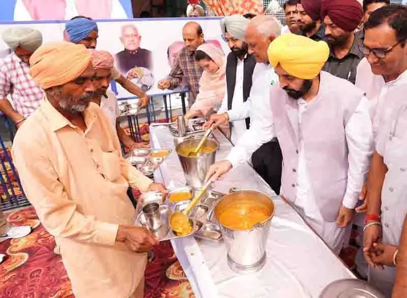 विपक्ष पंजाब की प्रगति में बाधा डाल रहा, आप सरकार को बदनाम करने की कोशिश कर रहा: CM विपक्ष पंजाब की प्रगति में बाधा डाल रहा, आप सरकार को बदनाम करने की कोशिश कर रहा: CM