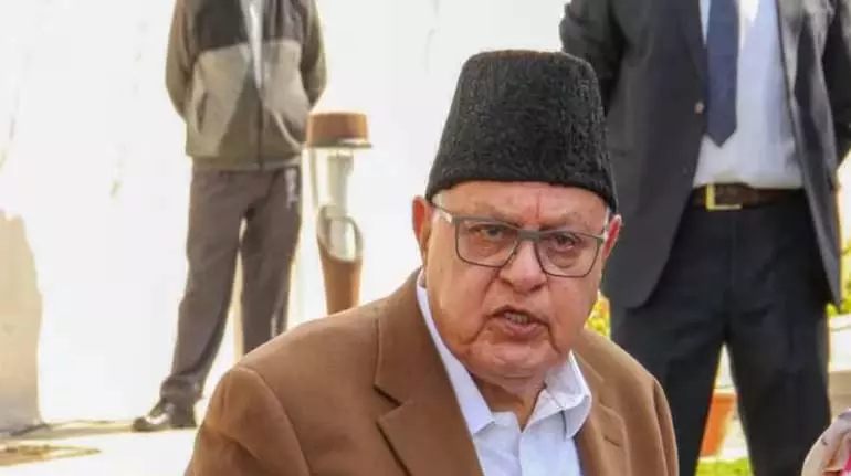 J&K के पूर्व मुख्यमंत्री फारूक अब्दुल्ला को अस्पताल से छुट्टी मिली J&K के पूर्व मुख्यमंत्री फारूक अब्दुल्ला को अस्पताल से छुट्टी मिली