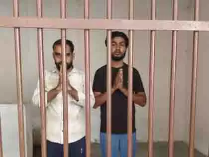 UP: मुख्यमंत्री की छवि खराब करने की कोशिश, दो आरोपियों ने माफी मांगी UP: मुख्यमंत्री की छवि खराब करने की कोशिश, दो आरोपियों ने माफी मांगी