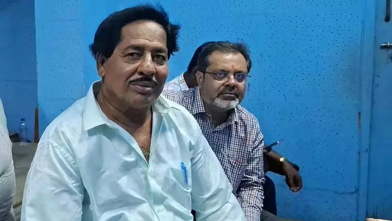 Trinamool ब्लॉक अध्यक्ष को पांच पार्टी नेताओं को निष्कासित करने पर कारण बताओ नोटिस Trinamool ब्लॉक अध्यक्ष को पांच पार्टी नेताओं को निष्कासित करने पर कारण बताओ नोटिस