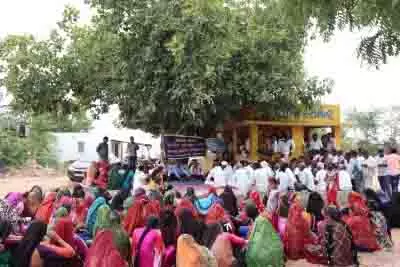 जन योजना अभियान: अधिक उत्तरदायी एवं सशक्त पंचायतों का मार्गदर्शक जन योजना अभियान: अधिक उत्तरदायी एवं सशक्त पंचायतों का मार्गदर्शक
