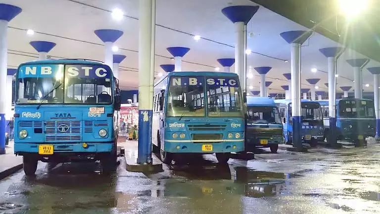 Siliguri से पर्यटकों को वापस लाने के लिए विशेष बस, जानें समय सारणी Siliguri से पर्यटकों को वापस लाने के लिए विशेष बस, जानें समय सारणी