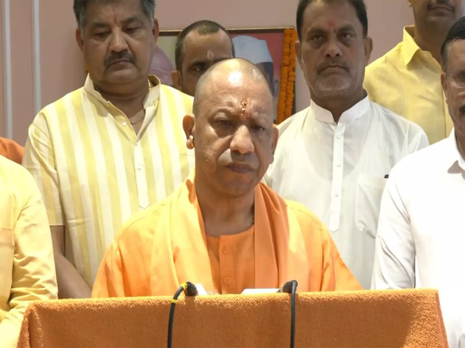 UP में मिशन शक्ति 5.0 का शुभारंभ, नवरात्रि में महिलाओं की सुरक्षा सुनिश्चित UP में मिशन शक्ति 5.0 का शुभारंभ, नवरात्रि में महिलाओं की सुरक्षा सुनिश्चित