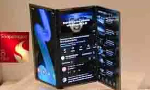Galaxy Z TriFold: सैमसंग का ट्रिपल स्क्रीन वाला फोन कब होगा लॉन्च,जानें इसके फीचर्स Galaxy Z TriFold: सैमसंग का ट्रिपल स्क्रीन वाला फोन कब होगा लॉन्च,जानें इसके फीचर्स