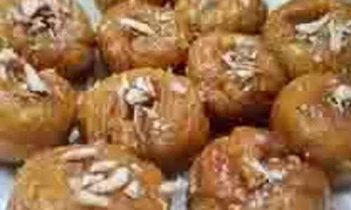 Balushahi with Milk and Bread:दूध और ब्रेड से बनाएं हलवाई जैसी बालूशाही Balushahi with Milk and Bread:दूध और ब्रेड से बनाएं हलवाई जैसी बालूशाही
