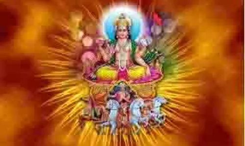 Aditya Hridaya Stotra: जानिए रविवार को आदित्य हृदय स्तोत्र का पाठ करने से क्या होता है Aditya Hridaya Stotra: जानिए रविवार को आदित्य हृदय स्तोत्र का पाठ करने से क्या होता है