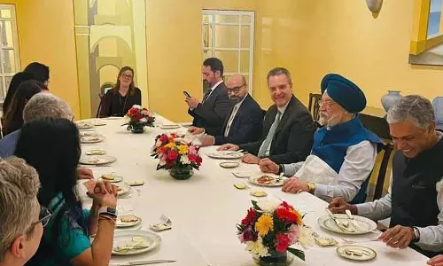 केंद्रीय मंत्री हरदीप पुरी ने ब्राजील अधिकारियों से भारतीय निवेश पर की बातचीत केंद्रीय मंत्री हरदीप पुरी ने ब्राजील अधिकारियों से भारतीय निवेश पर की बातचीत