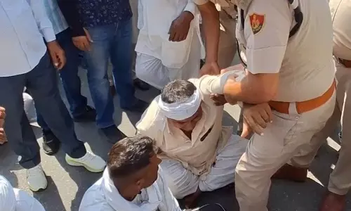 Haryana :  धान की खरीद न होने पर किसानों ने सड़क जाम किया