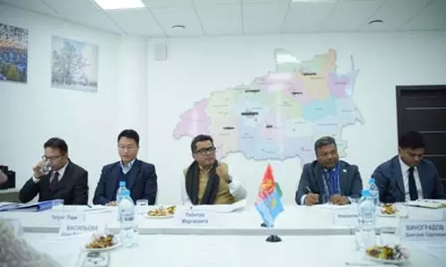 रूसी उद्यमियों से मिले मंत्री पबित्रा मार्गेरिटा, कपड़ा फैक्ट्री में काम कर रहे भारतीयों से की मुलाकात