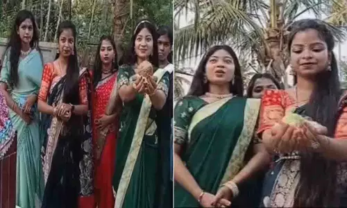 Odisha में पूजा तिथियों को लेकर गड़बड़ी, श्रद्धालु परेशान Odisha में पूजा तिथियों को लेकर गड़बड़ी, श्रद्धालु परेशान