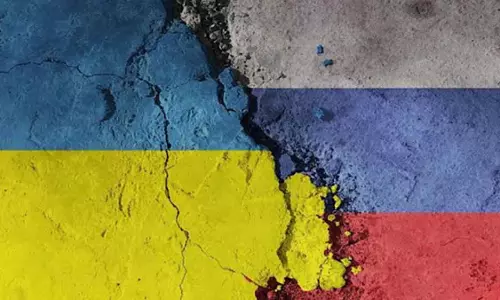 Russia यूक्रेन पर मिसाइलों और ड्रोन से हमला किया; ऊर्जा संयंत्रों को नुकसान