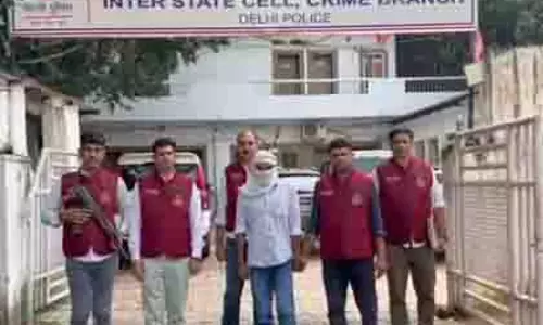पैरोल से भागकर भागा हत्या का दोषी Delhi के आनंद विहार से गिरफ्तार