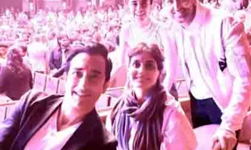 ऋतिक रोशन और सबा आज़ाद ने संगीत और नृत्य की शाम का आनंद लिया