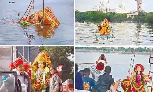 Hyderabad: दुर्गा प्रतिमा विसर्जन जुलूस के दौरान अकबरबाग में तनाव