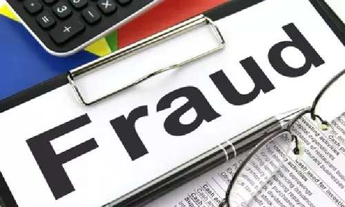 Hyderabad में दो लोगों ने ट्रेडिंग और निवेश धोखाधड़ी में 50 लाख रुपये से अधिक गंवाए