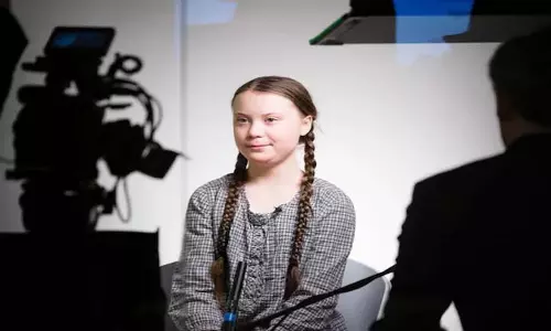 Greta Thunberg ने हिरासत के दौरान इज़राइल पर कठोर व्यवहार का आरोप लगाया