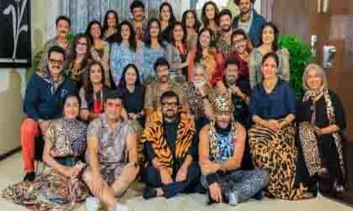 80 के दशक के सितारे चिरंजीवी, वेंकटेश, जैकी श्रॉफ हुए एक मंच पर