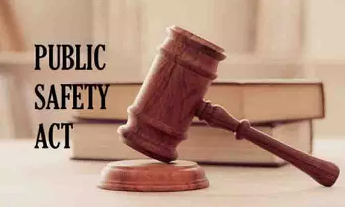 कुख्यात अपराधी को PSA के तहत हिरासत में लिया गया कुख्यात अपराधी को PSA के तहत हिरासत में लिया गया