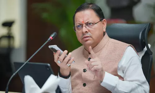 CM धामी के आदेश के बाद प्रतिबंधित कफ सिरप के खिलाफ राज्यव्यापी कार्रवाई शुरू