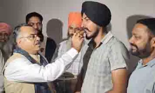 Amritsar के युवक को कई दिनों की यातना के बाद ईरान से बचाया गया Amritsar के युवक को कई दिनों की यातना के बाद ईरान से बचाया गया