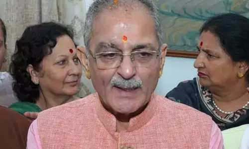 लद्दाख : उपराज्यपाल कविंदर गुप्ता ने सुरक्षा समीक्षा बैठक की, शेष प्रतिबंधों में जल्द ढील का आश्वासन लद्दाख : उपराज्यपाल कविंदर गुप्ता ने सुरक्षा समीक्षा बैठक की, शेष प्रतिबंधों में जल्द ढील का आश्वासन