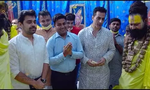 वृंदावन यात्रा के दौरान प्रेमानंद महाराज से एक्टर सुधांशु पांडे ने की मुलाकात