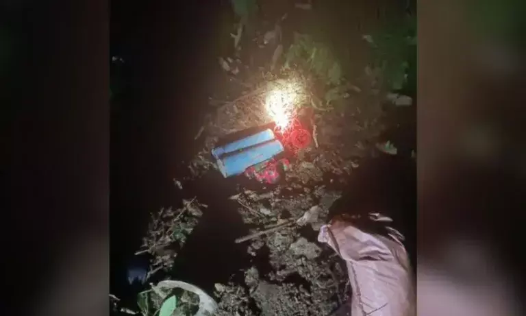 Manipur में बड़ी आतंकी साजिश नाकाम, सुरक्षा बलों ने IED किया डिफ्यूज Manipur में बड़ी आतंकी साजिश नाकाम, सुरक्षा बलों ने IED किया डिफ्यूज