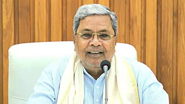 नवंबर क्रांति महज एक भ्रम है: CM Siddaramaiah नवंबर क्रांति महज एक भ्रम है: CM Siddaramaiah