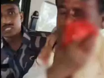 उत्तर बंगाल में BJP सांसद खगेन मुर्मू पर जानलेवा हमला, कारों में तोड़फोड़ उत्तर बंगाल में BJP सांसद खगेन मुर्मू पर जानलेवा हमला, कारों में तोड़फोड़