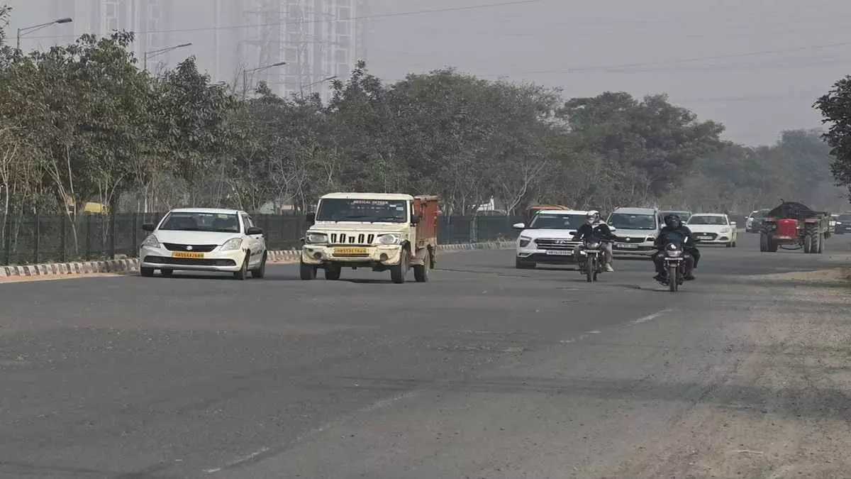 Gurugram: 20 करोड़ से सुधरेंगी गुरुग्राम की सड़कें Gurugram: 20 करोड़ से सुधरेंगी गुरुग्राम की सड़कें