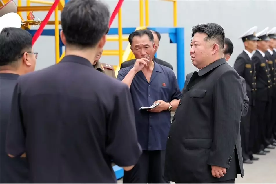 North Korea के किम ने नौसेना सशक्तिकरण का आह्वान किया North Korea के किम ने नौसेना सशक्तिकरण का आह्वान किया