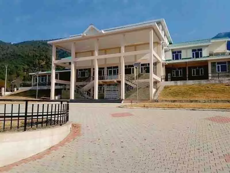 Himachal: इंतज़ार जारी, बीर बिलिंग का पैराग्लाइडिंग स्कूल अभी तक शुरू नहीं हुआ Himachal: इंतज़ार जारी, बीर बिलिंग का पैराग्लाइडिंग स्कूल अभी तक शुरू नहीं हुआ