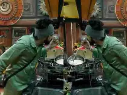 Bigg Boss19 में किचन के सिंक में पानी थूकने पर अमाल मलिक की आलोचना Bigg Boss19 में किचन के सिंक में पानी थूकने पर अमाल मलिक की आलोचना