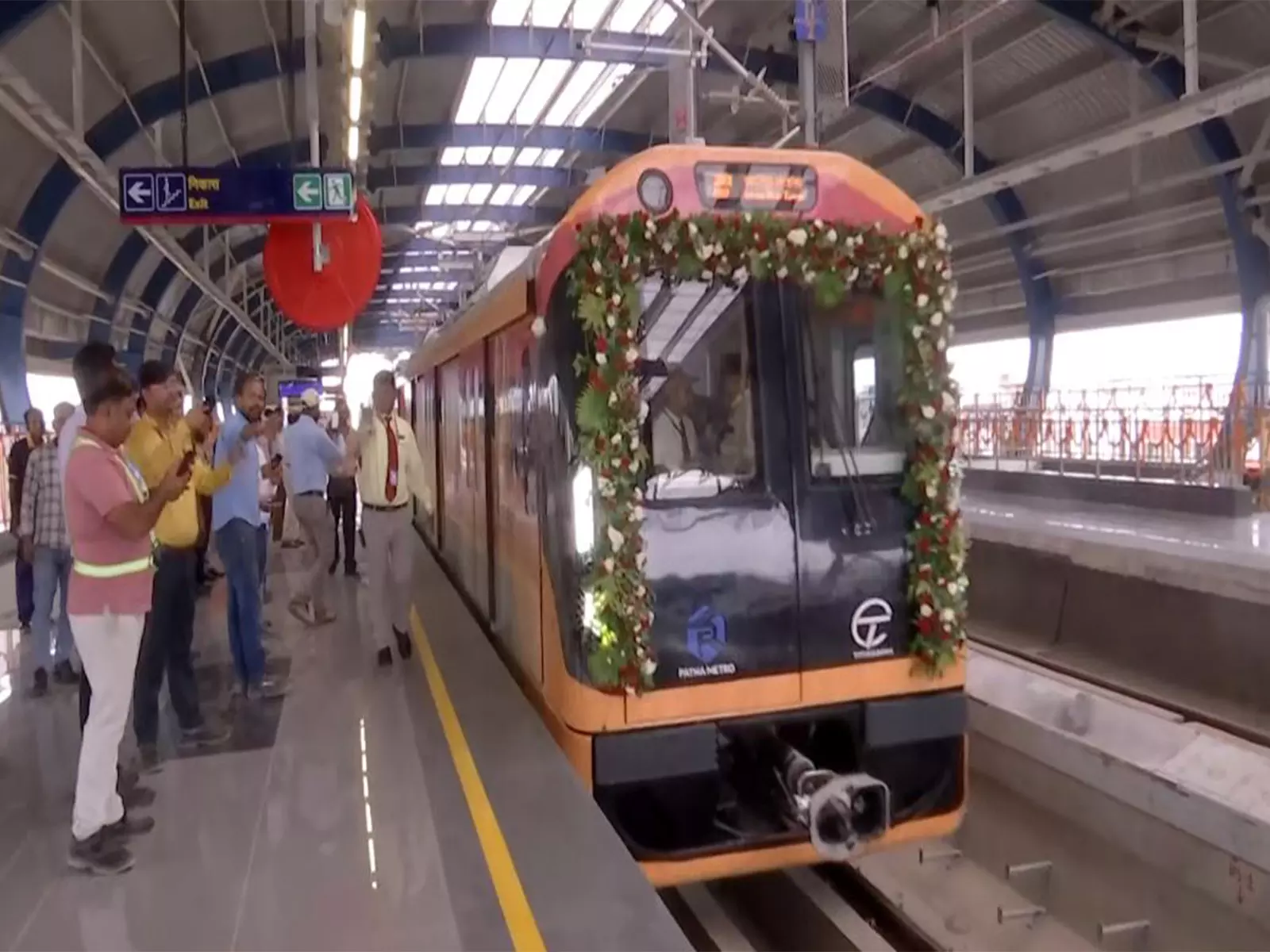 बिहार के मुख्यमंत्री ने ISBT से भूतनाथ तक पटना मेट्रो के पहले चरण का किया उद्घाटन बिहार के मुख्यमंत्री ने ISBT से भूतनाथ तक पटना मेट्रो के पहले चरण का किया उद्घाटन