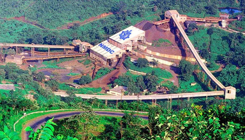 बैलाडीला आयरन और माइन्स बचेली कॉम्प्लेक्स को नो ड्रोन जोन घोषित बैलाडीला आयरन और माइन्स बचेली कॉम्प्लेक्स को नो ड्रोन जोन घोषित
