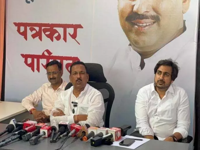 विधायक पर हमले के लिए Bandu Khandve समेत 10-15 लोगों के खिलाफ मामला दर्ज विधायक पर हमले के लिए Bandu Khandve समेत 10-15 लोगों के खिलाफ मामला दर्ज