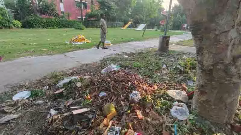 फरवरी से फंड नहीं मिलने से चंडीगढ़ RWA पड़ोस के पार्क के रखरखाव को लेकर असमंजस में फरवरी से फंड नहीं मिलने से चंडीगढ़ RWA पड़ोस के पार्क के रखरखाव को लेकर असमंजस में