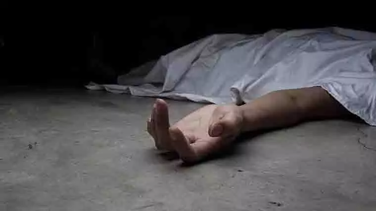 Nashik: एक छात्र ने भावुक इंस्टाग्राम पोस्ट के बाद आत्महत्या कर ली Nashik: एक छात्र ने भावुक इंस्टाग्राम पोस्ट के बाद आत्महत्या कर ली