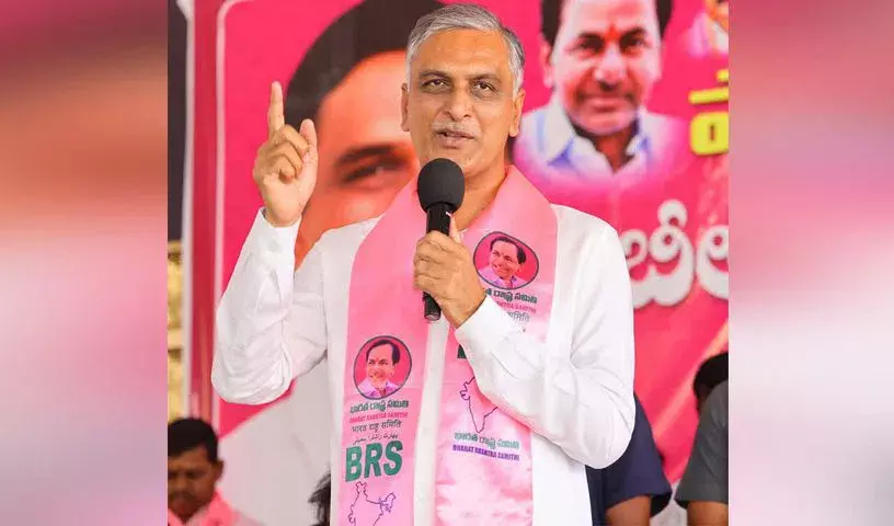 हरीश राव ने KCR के दृष्टिकोण की सराहना की क्योंकि तेलंगाना गुरुकुल के छात्रों ने एमबीबीएस सीटें सुरक्षित कीं हरीश राव ने KCR के दृष्टिकोण की सराहना की क्योंकि तेलंगाना गुरुकुल के छात्रों ने एमबीबीएस सीटें सुरक्षित कीं