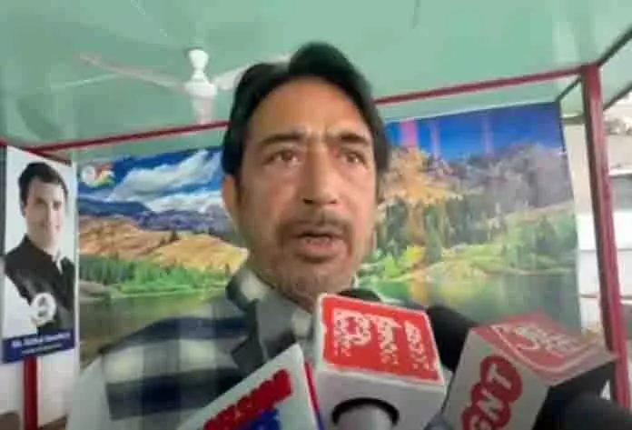 कांग्रेस का ‘वोट चोरी’ के खिलाफ 5 करोड़ हस्ताक्षर जुटाने का लक्ष्य: Mir कांग्रेस का ‘वोट चोरी’ के खिलाफ 5 करोड़ हस्ताक्षर जुटाने का लक्ष्य: Mir