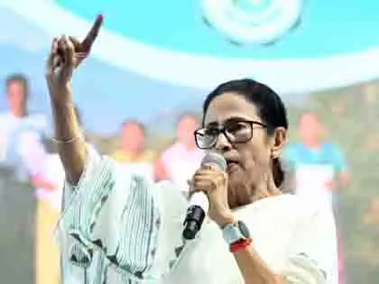 दार्जिलिंग हादसे पर PM मोदी के दावे को ममता बनर्जी ने किया खारिज दार्जिलिंग हादसे पर PM मोदी के दावे को ममता बनर्जी ने किया खारिज