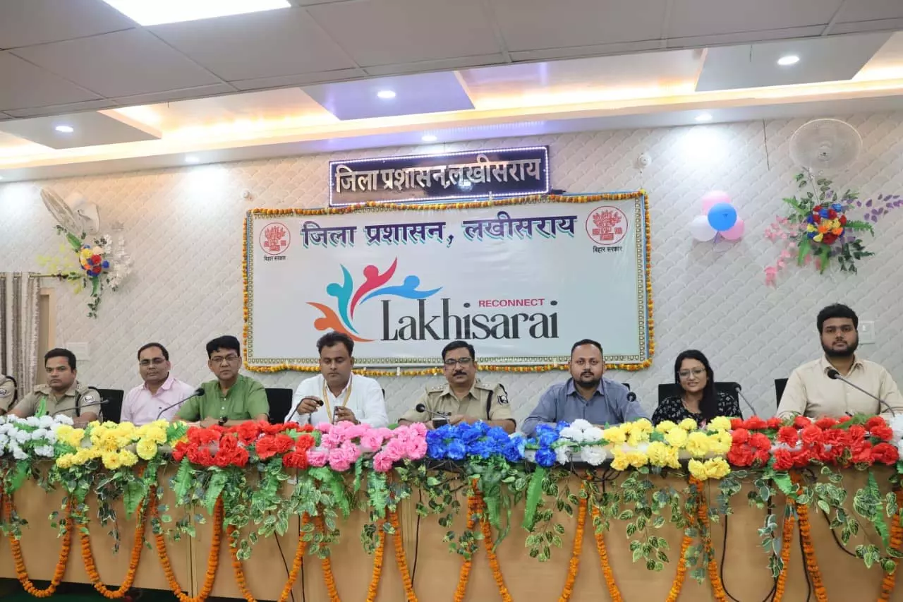 आदर्श आचार संहिता का सख्ती से होगा अनुपालन: DM आदर्श आचार संहिता का सख्ती से होगा अनुपालन: DM