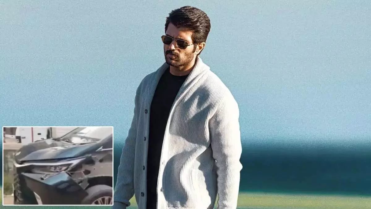 Vijay Deverakonda का कार एक्सीडेंट, हैदराबाद जाते वक्त हुआ हादसा — एक्टर की हालत कैसी है? Vijay Deverakonda का कार एक्सीडेंट, हैदराबाद जाते वक्त हुआ हादसा — एक्टर की हालत कैसी है?